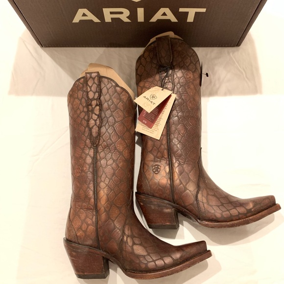 NWT ARIAT Boots - Picture 2 of 8